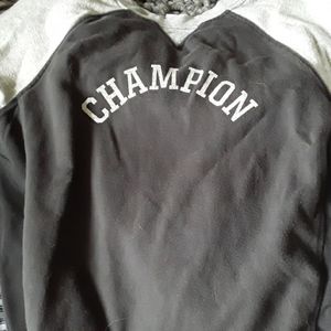 Champion crop style seatshirt